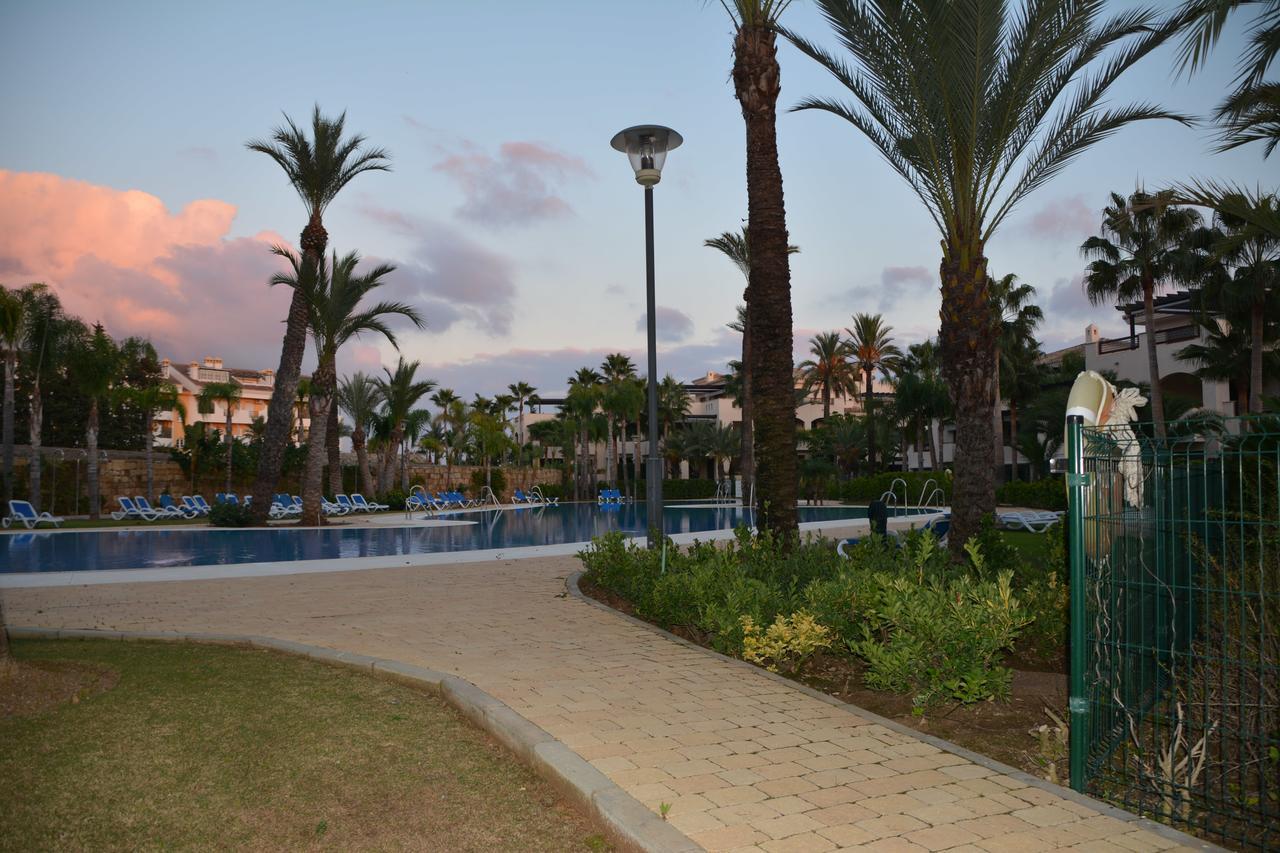 Apartment Medina De Banus Марбеля Екстериор снимка
